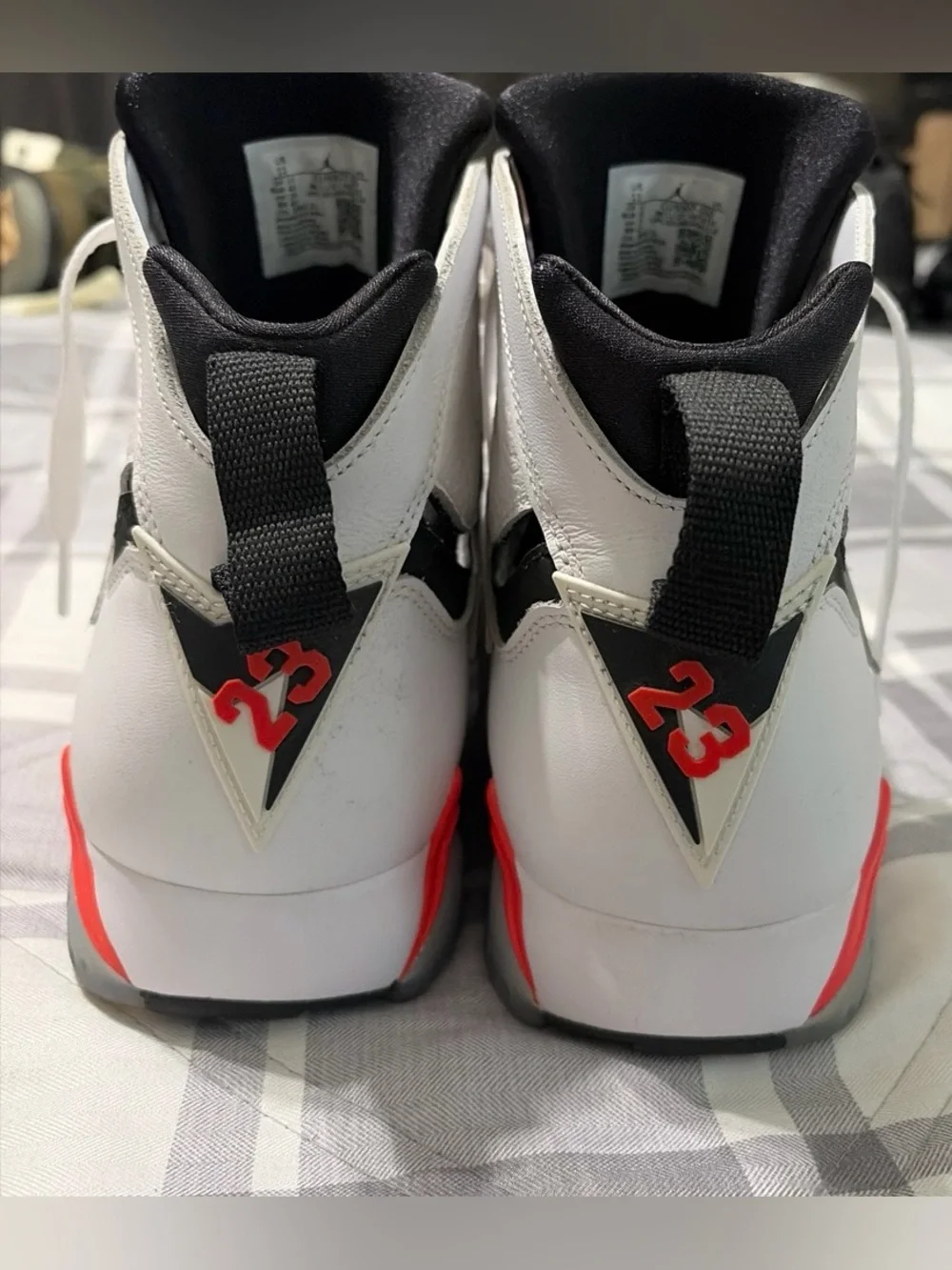Nike Air Jordan 7s retro white infareds basketball shoes  Size 11  No box